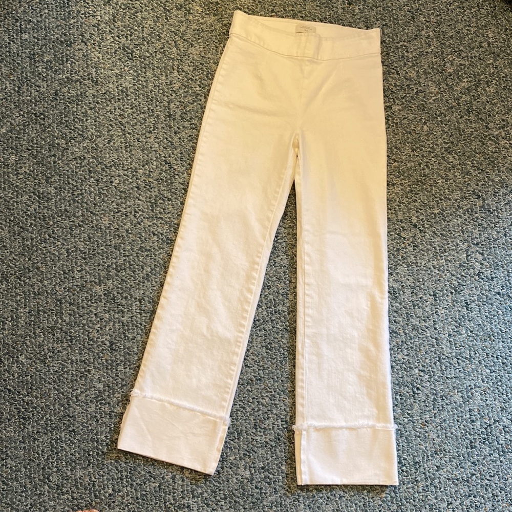 Avenue Montaigne white jeans